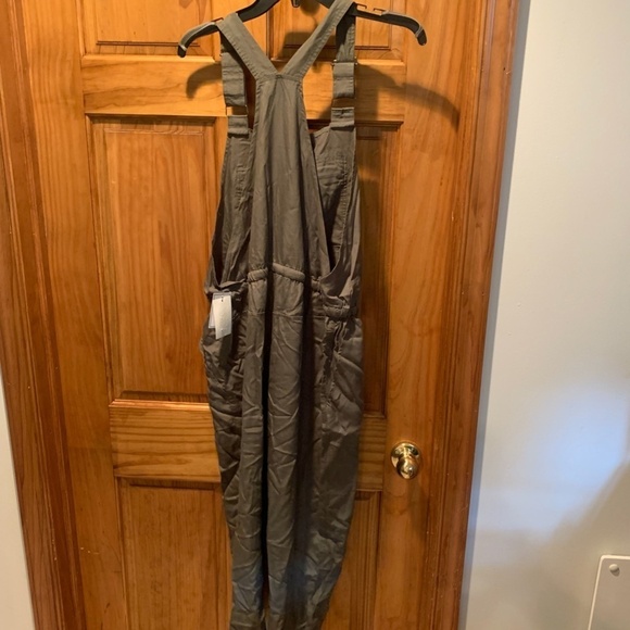 Susina Utility Overalls Olive Medium NWT - Picture 3 of 6